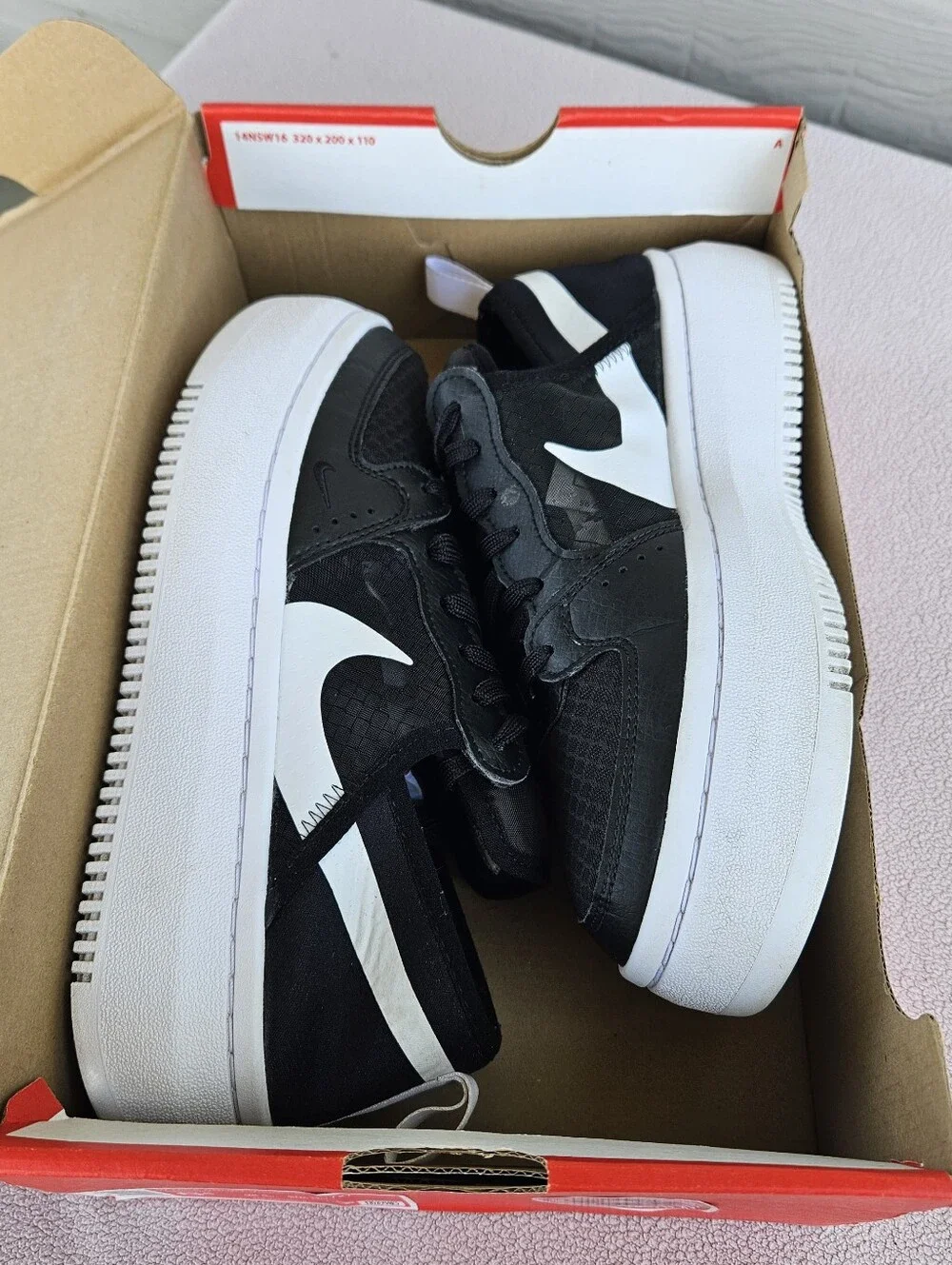 Nike Court Vision Alta TXT Shoes Women SZ 8.5 Black Platform Sneakers CW6536-001